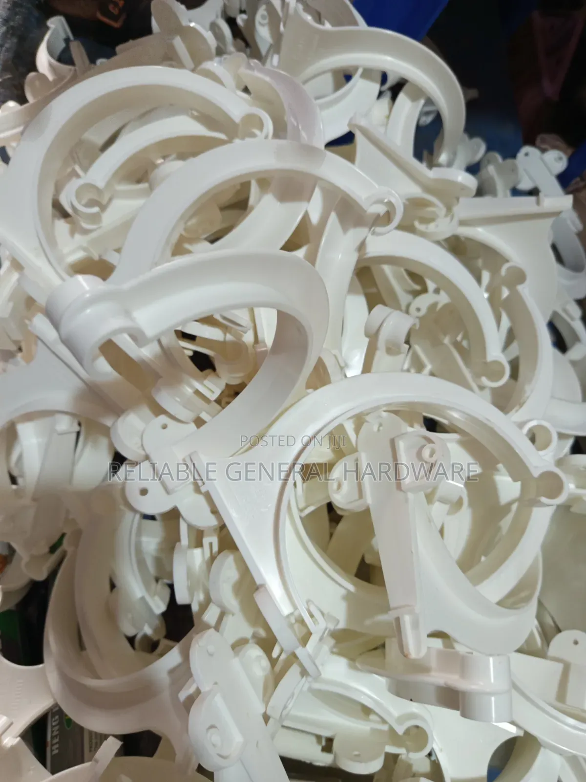 Gutter Clips, Brackets, Cramps, Holders 140mm Gentex