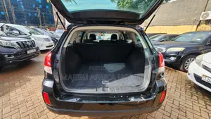 Subaru Outback 2010 Black