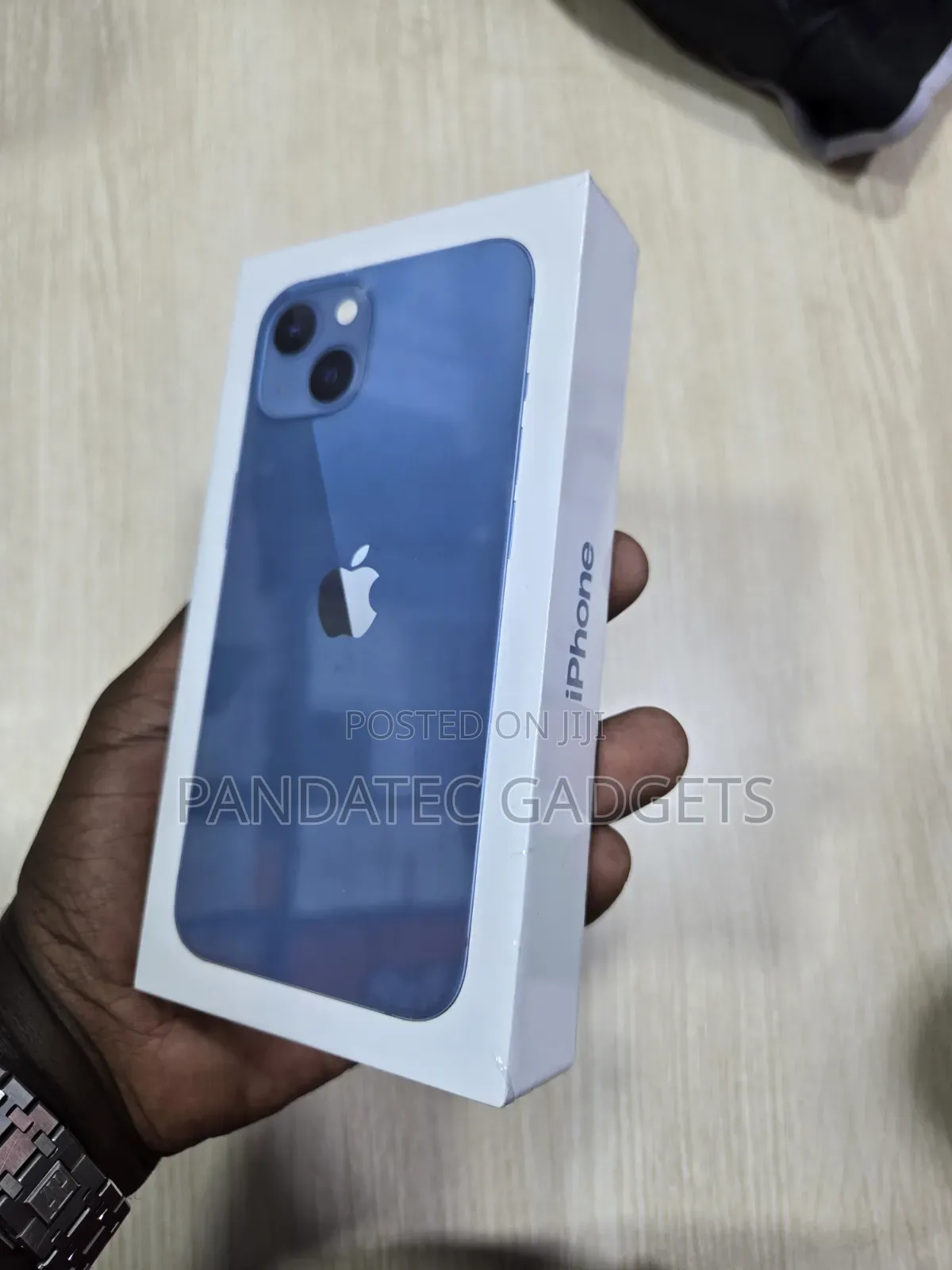New Apple iPhone 13 256 GB Blue