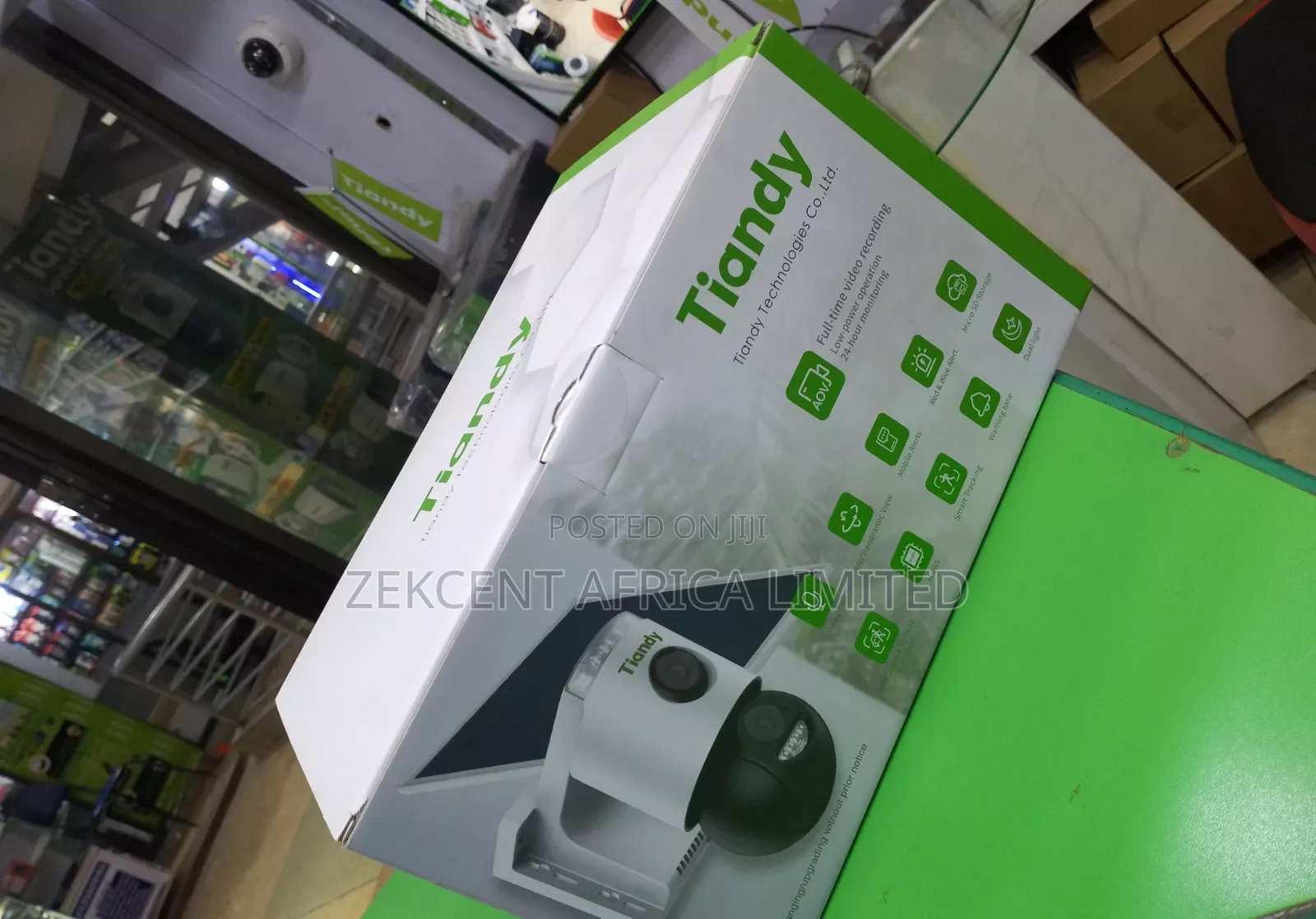 Dual Lens Solar Camera (Tc-H363n 9da-4)