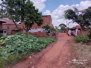 2bdrm House in Lusenke Estate, Wobulenzi TC for sale