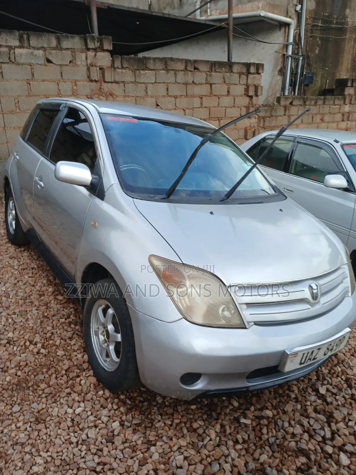 Toyota IST 2006 Silver