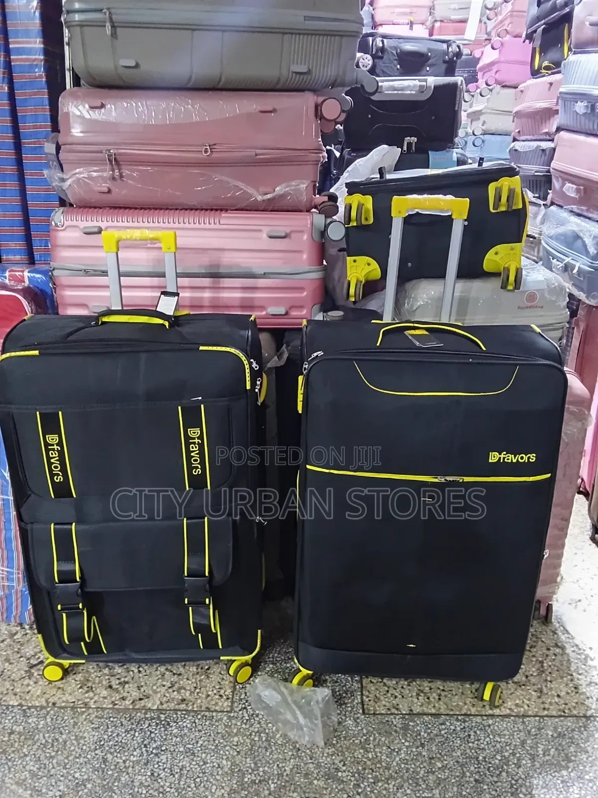 Dfavors Medium Size 4 Wheels Suitcases