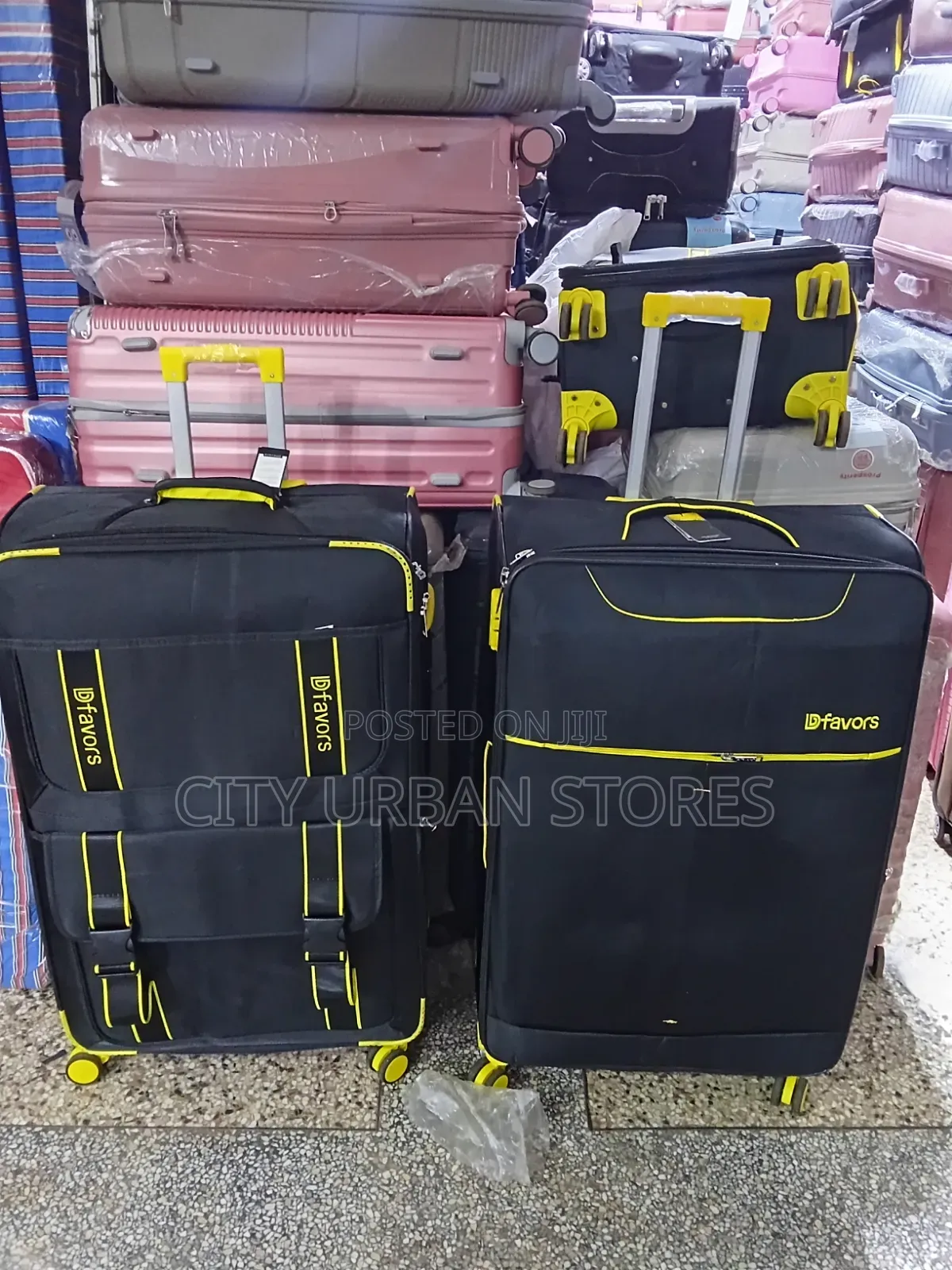 Dfavors Medium Size 4 Wheels Suitcases