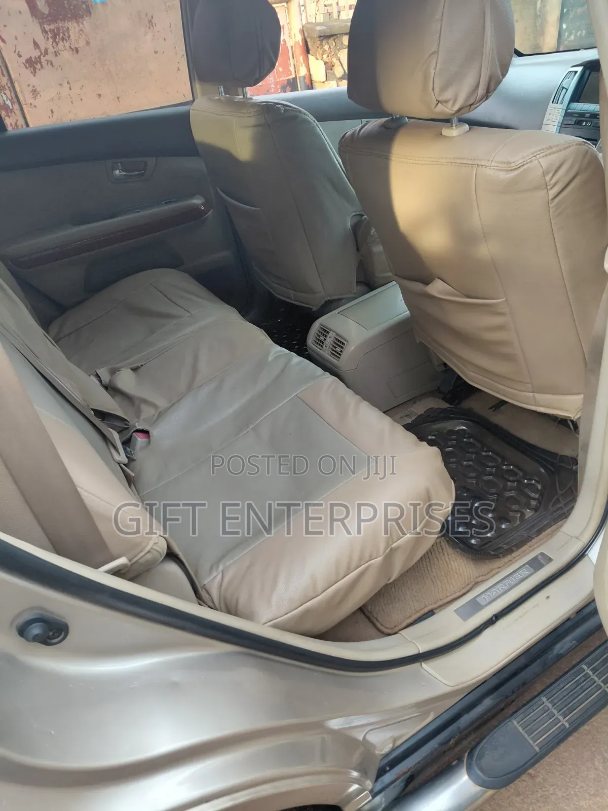 Toyota Harrier 3.0 V6 2005 Beige