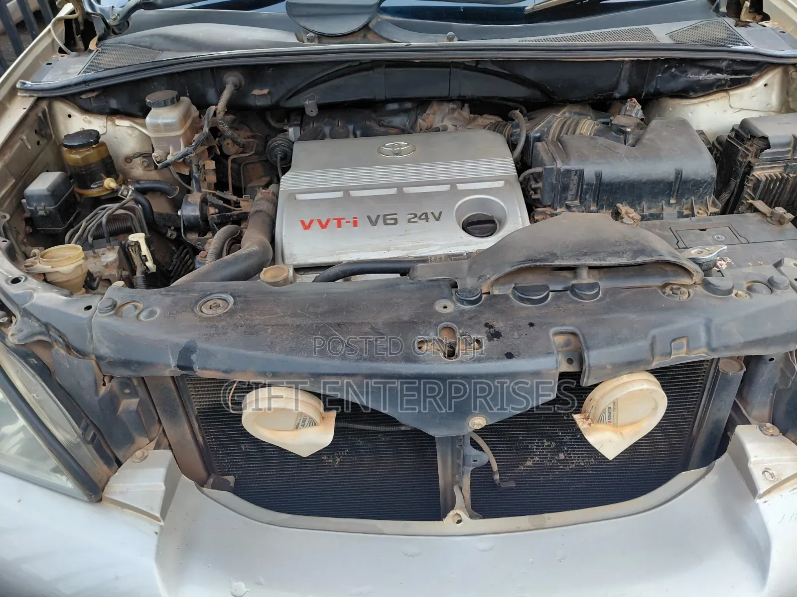 Toyota Harrier 3.0 V6 2005 Beige