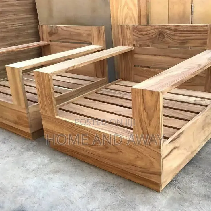 Pallet Chairs From 600,000/- With Free Delivery in Any Colour