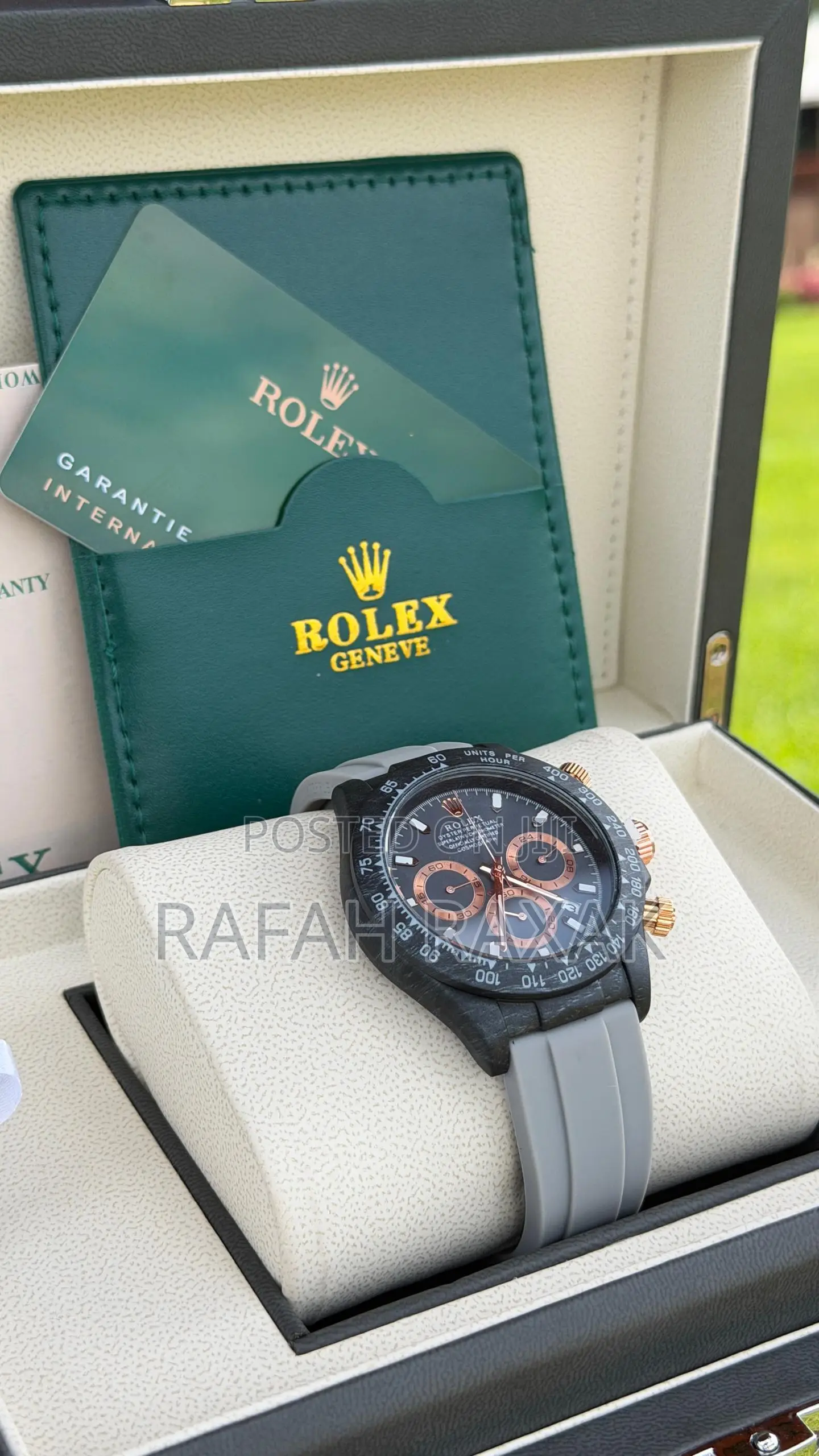 Gray Strap Version of Rolex Cosmograph Timepiece