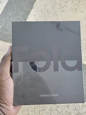 New Samsung Galaxy Z Fold4 256 GB Black