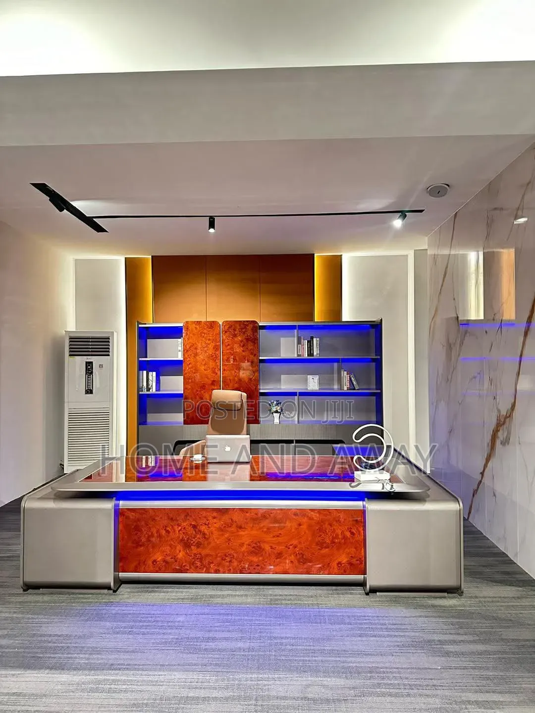 Office Desks/Office Setup Customized Furnishing Services