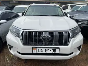 Toyota Land Cruiser Prado 2.8 2018 White