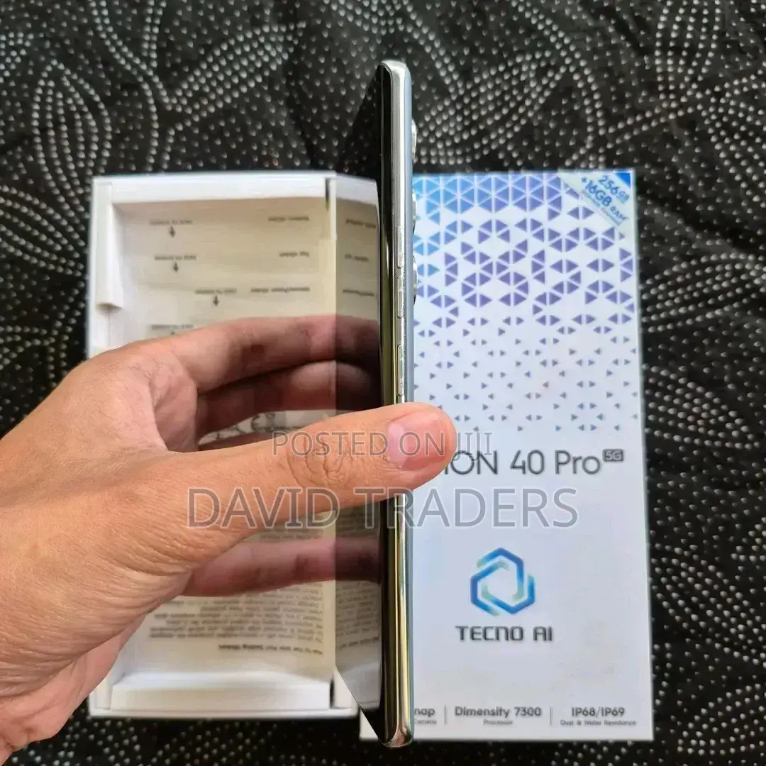New Tecno Camon 40 Pro 5G 256 GB Blue