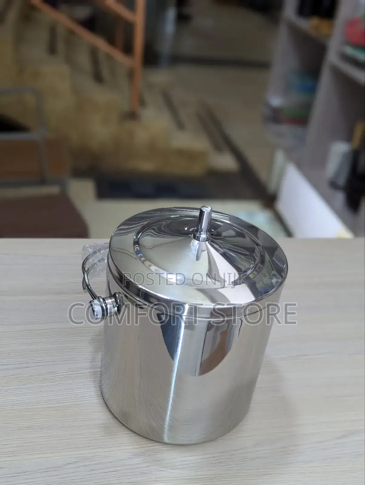Stainless Insulated Chilling Ice Bucket, Coolers Holder With Lid