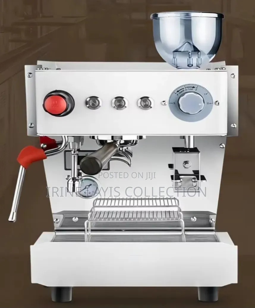 9 Bar Commercial Semi-automatic Coffee Machine.