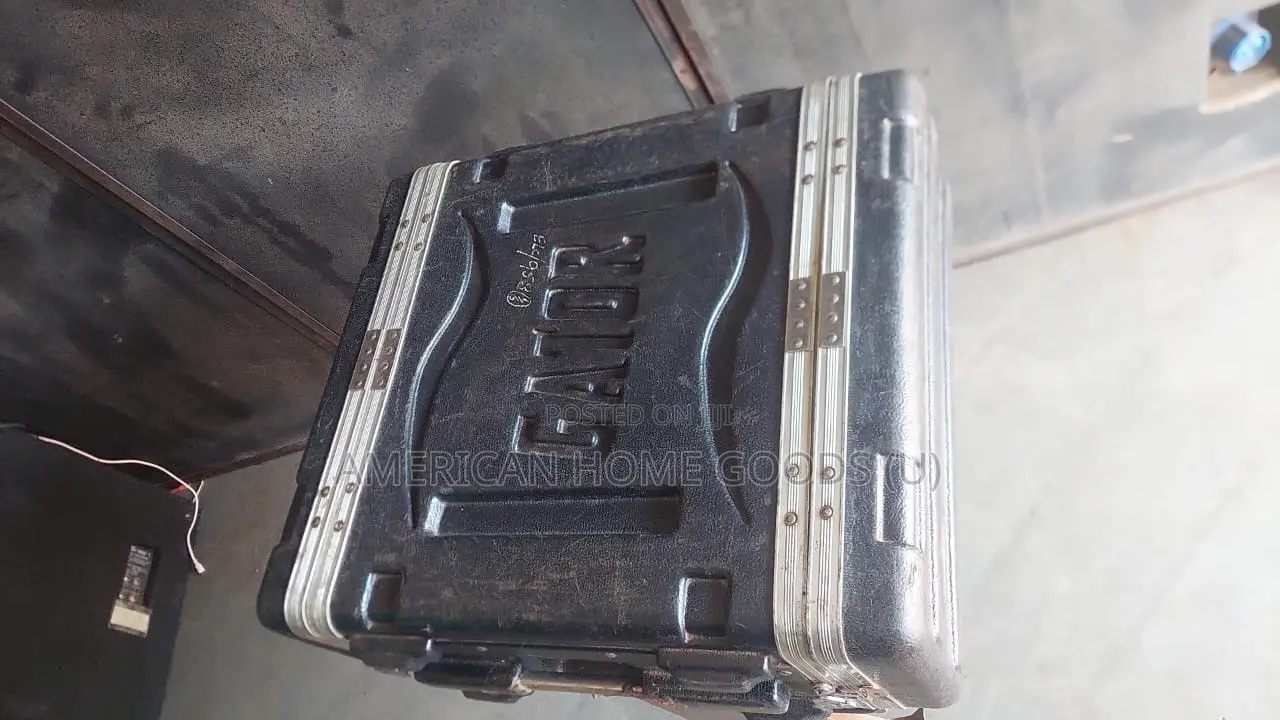Gator 6u Amplifier Rack Case