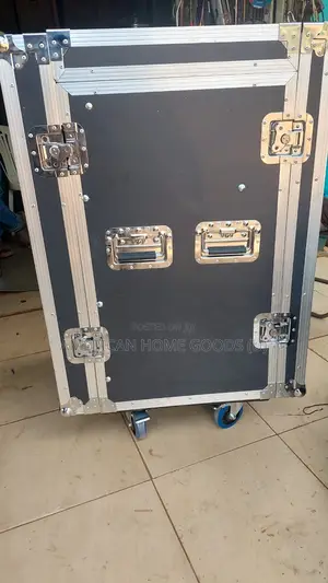 12u Mettallic Amplifier Rack On Wheels
