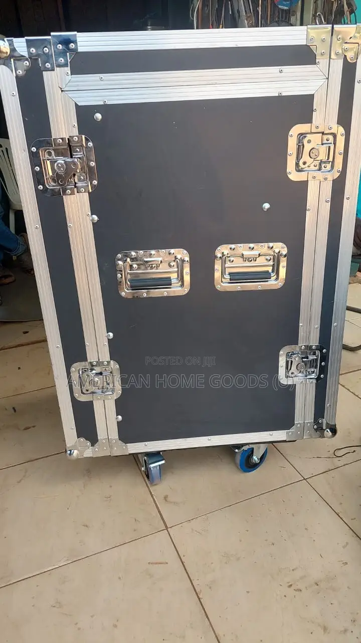 12u Mettallic Amplifier Rack On Wheels