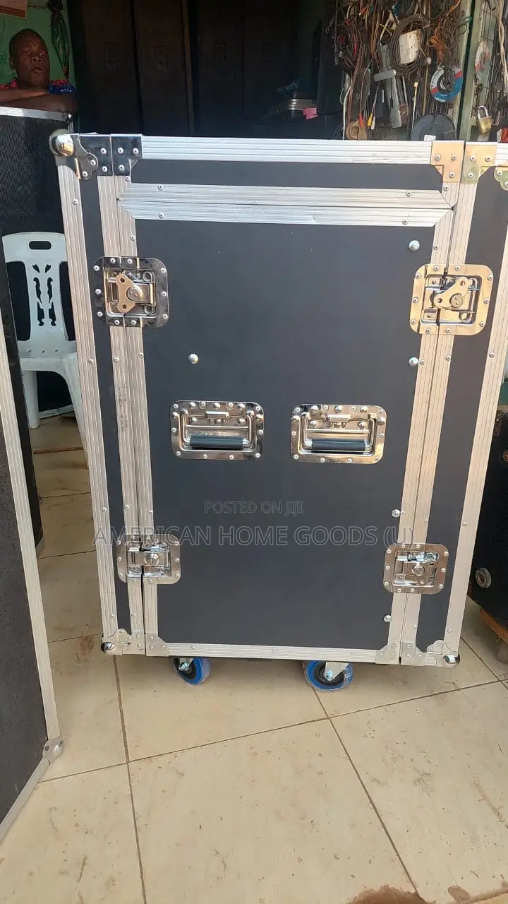 12u Mettallic Amplifier Rack On Wheels