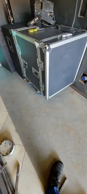12u Mettallic Amplifier Rack On Wheels