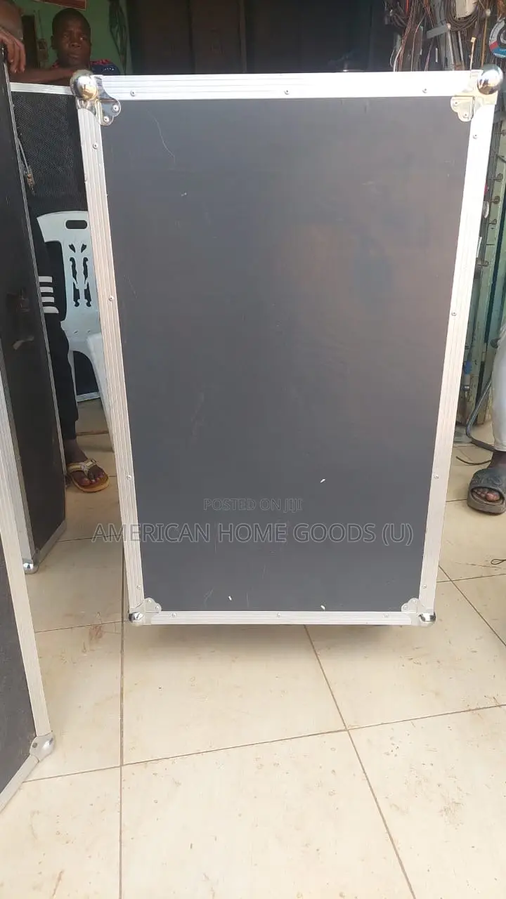 12u Mettallic Amplifier Rack On Wheels