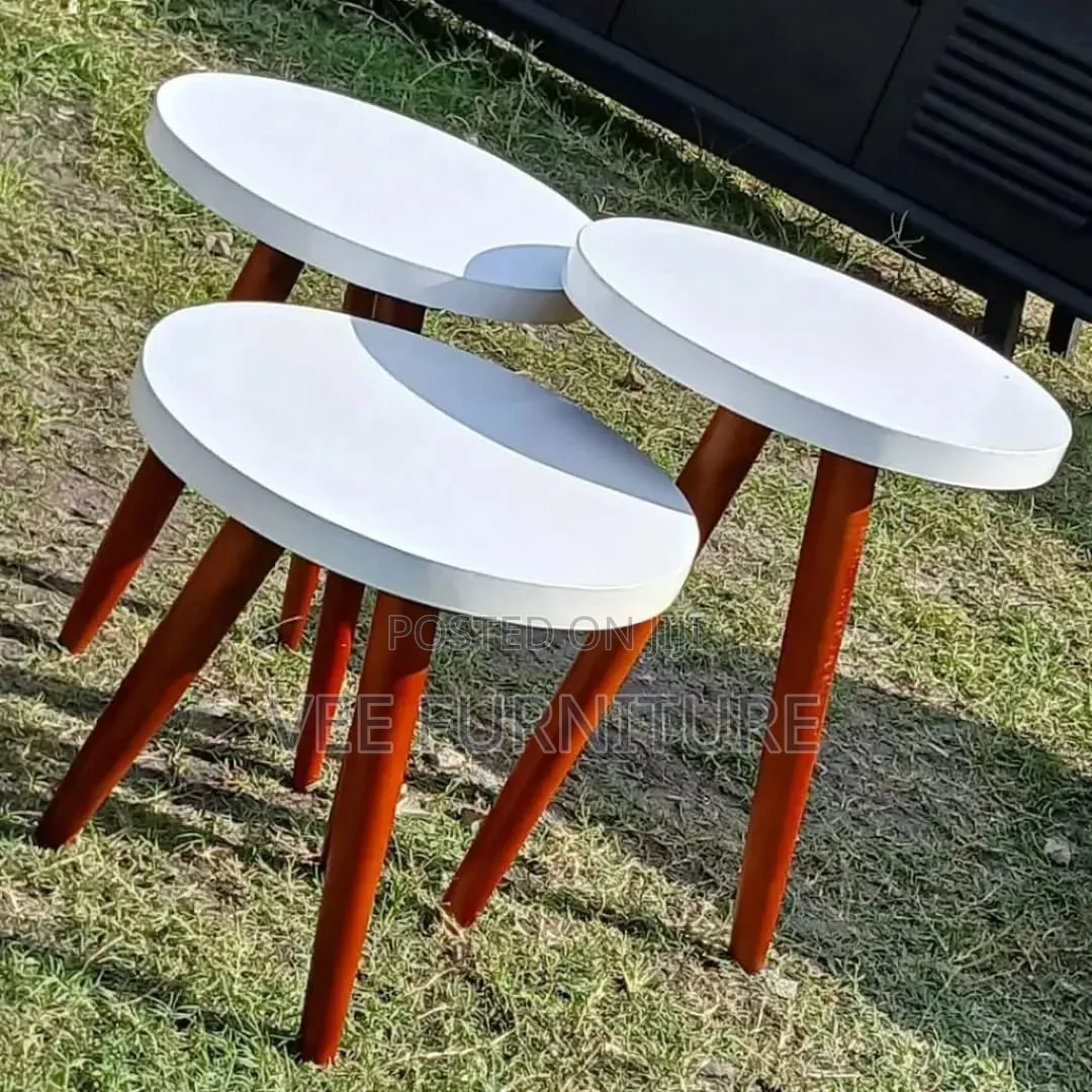 3-Piece White Nesting Tables Set – Modern Glossy Finish