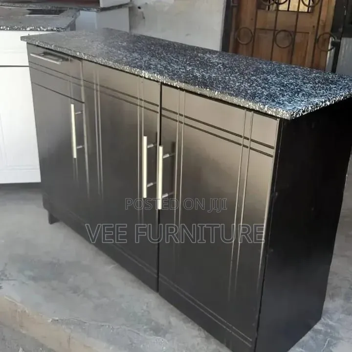 Modern Kitchen Cabinet With Granite Top
