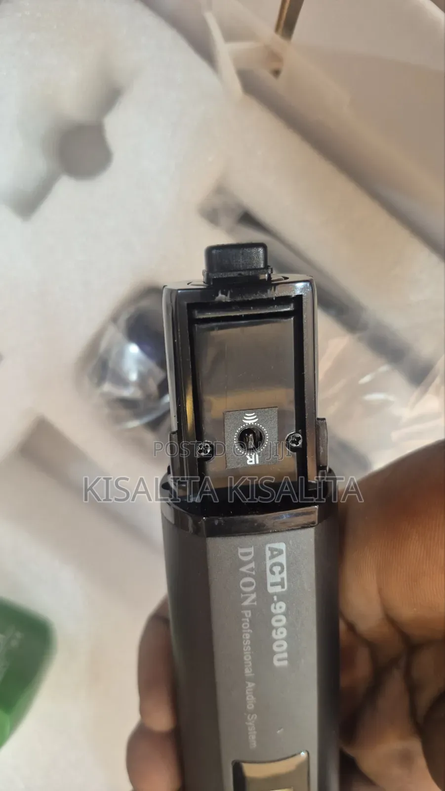 Devon 9090u Wireless Microphone