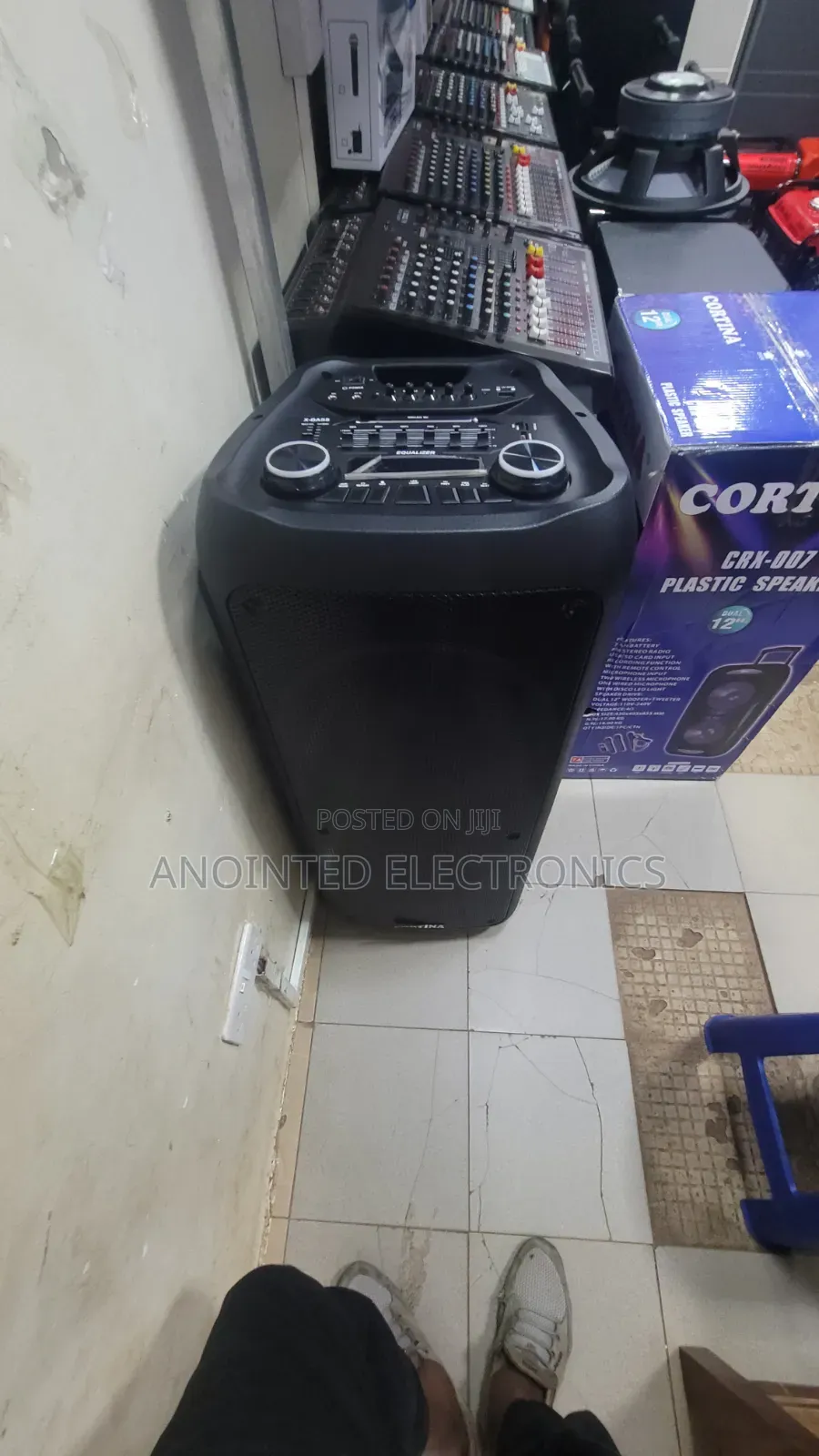 Cortina Rechargeable Movable Speaker 12inches
