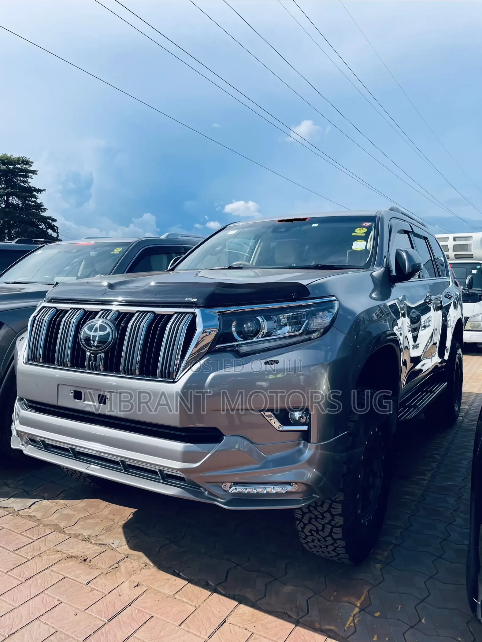 Toyota Land Cruiser Prado 2023 Gray