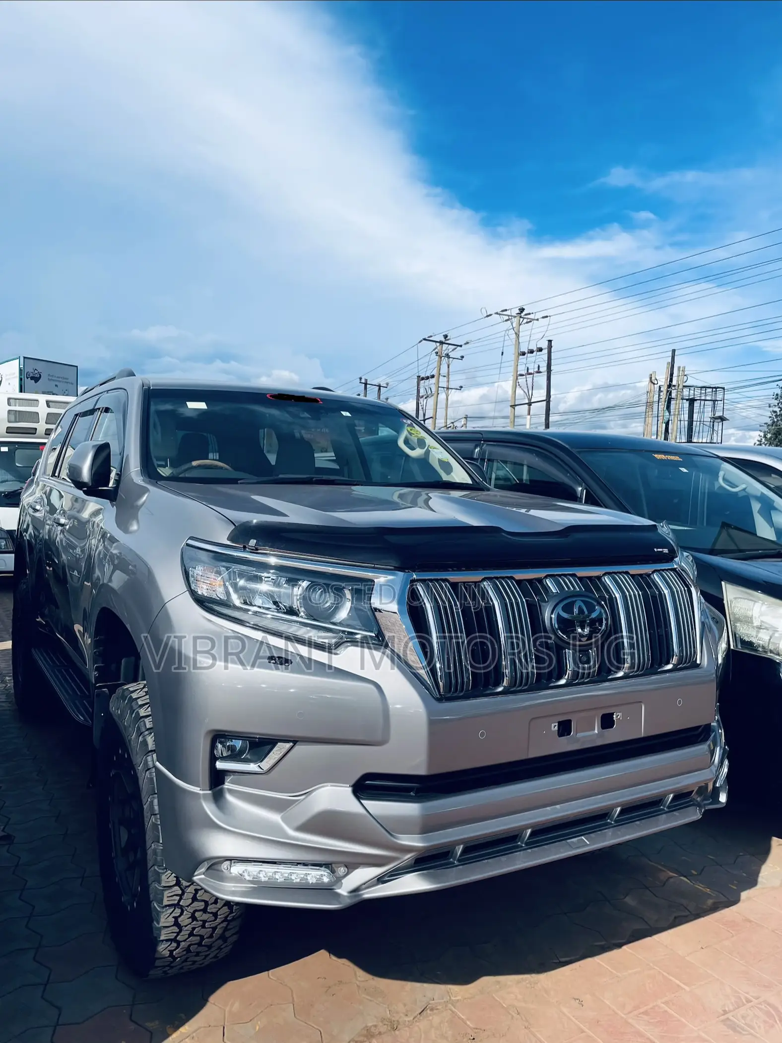 Toyota Land Cruiser Prado 2023 Gray