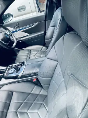 New BMW i7 xDrive60 AWD 2023 White