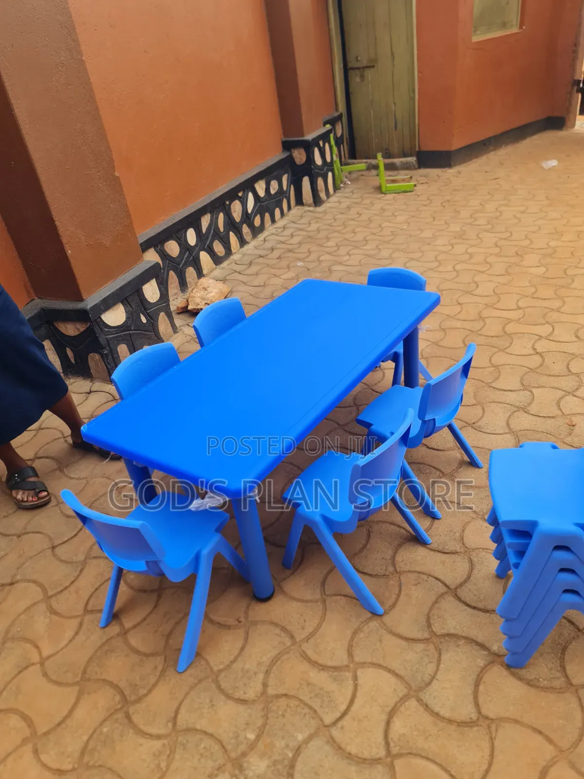 Italic Kids Plastic Table and 6chairs Kids Plastic Table and Chairs
