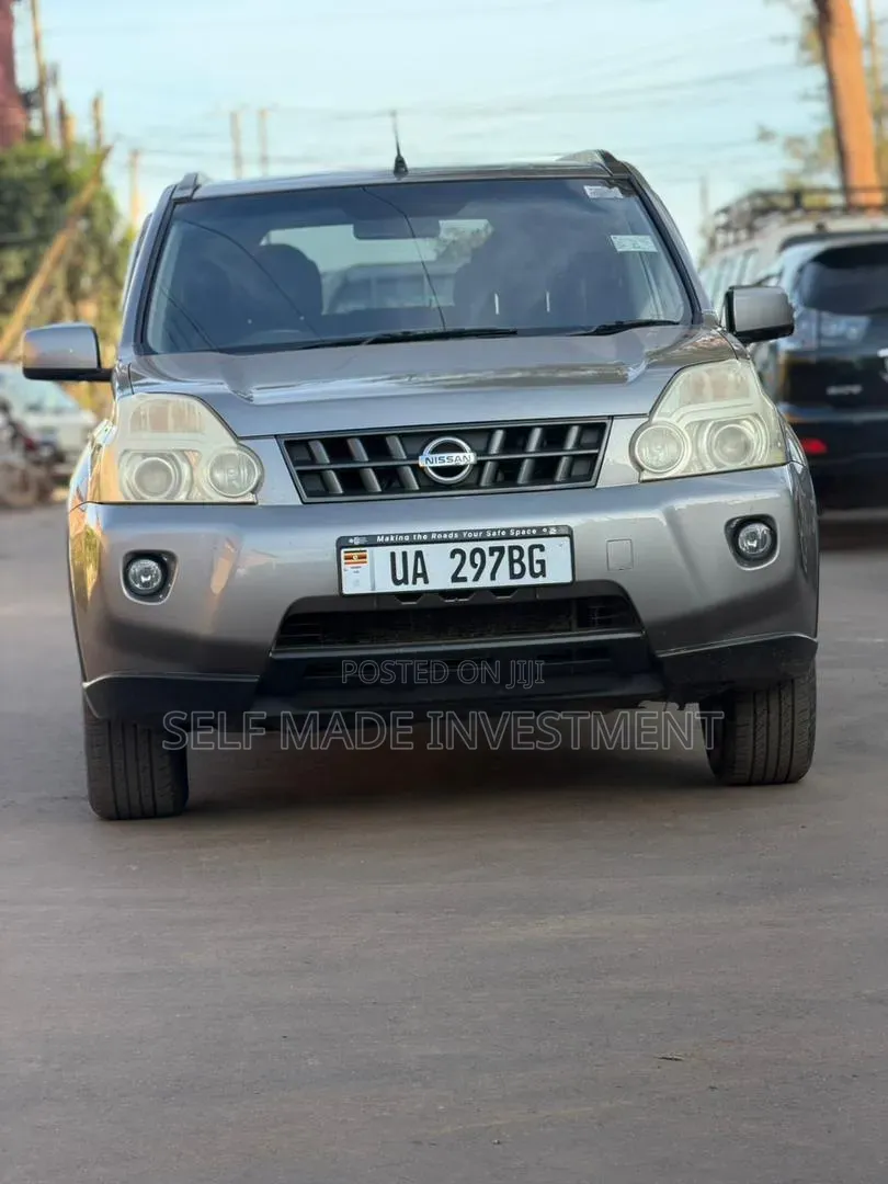 Nissan X-Trail 2012 Gray