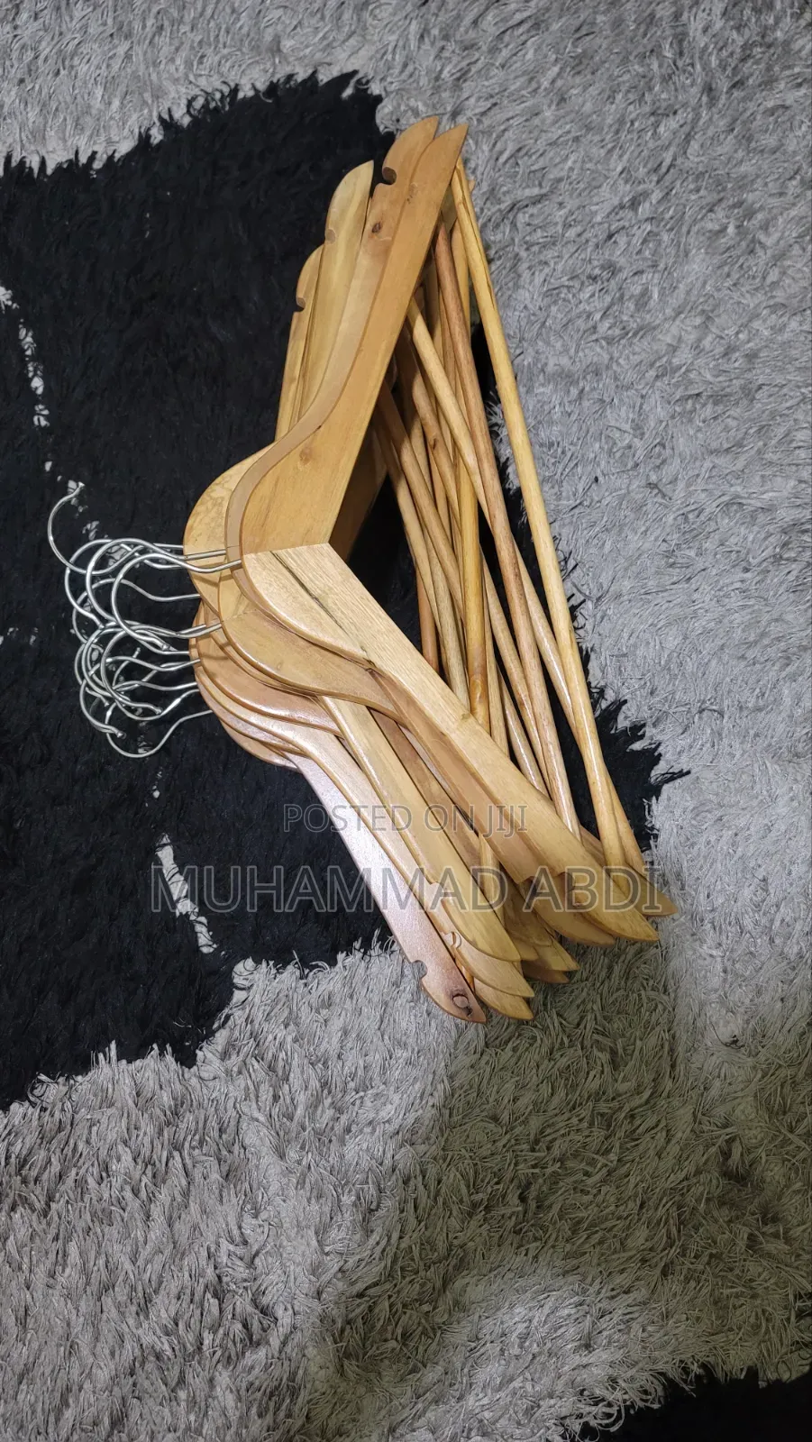 12pcs Strong Premium Wooden Hangers