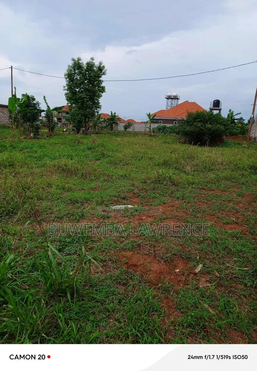 Land for Sale Title at Nsagu Nateete Nakawuka Road 50x100