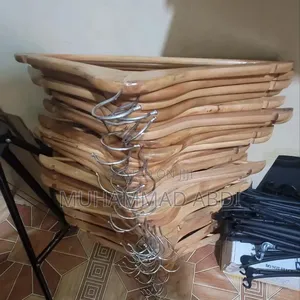 12pcs Strong Premium Wooden Hangers