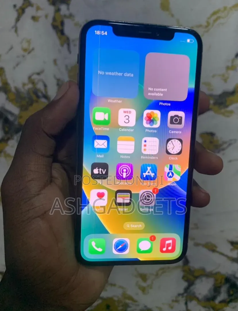 New Apple iPhone 11 Pro Max 256 GB Gold
