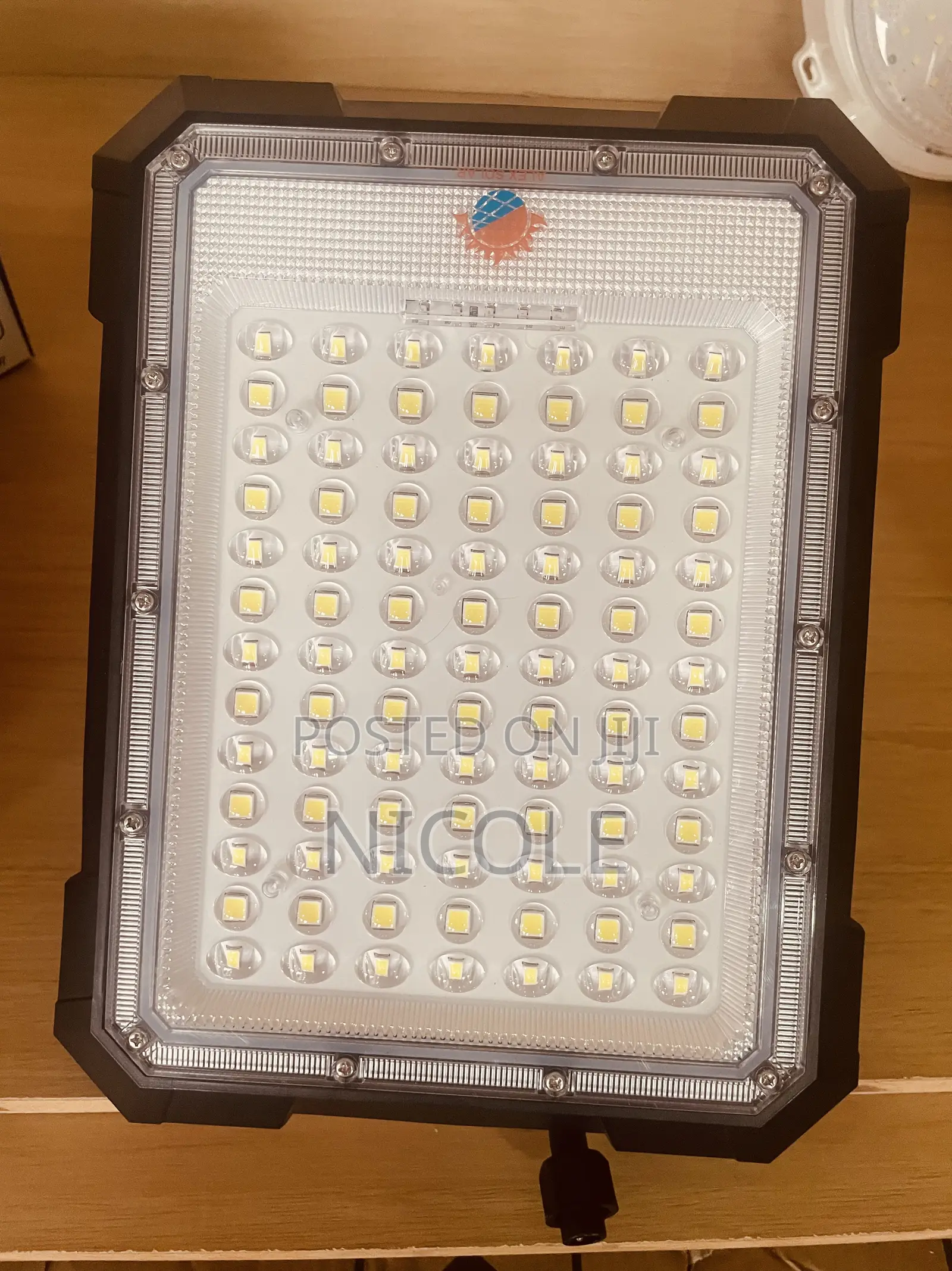 200w Outdoor Solar Flood Light – Super Bright Waterproof