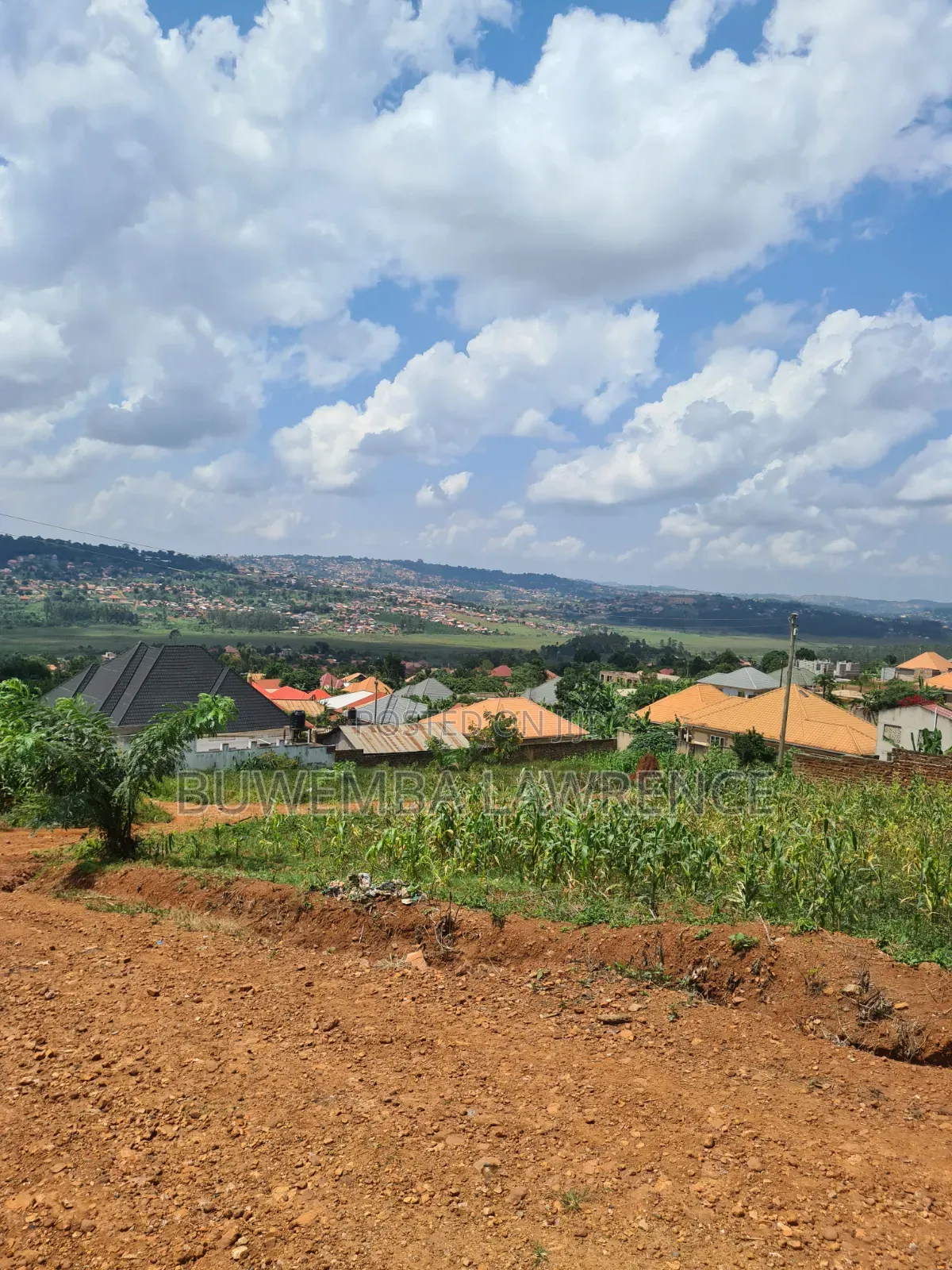 Land for Sale Title at Bwebajja Entebe Road 50x100