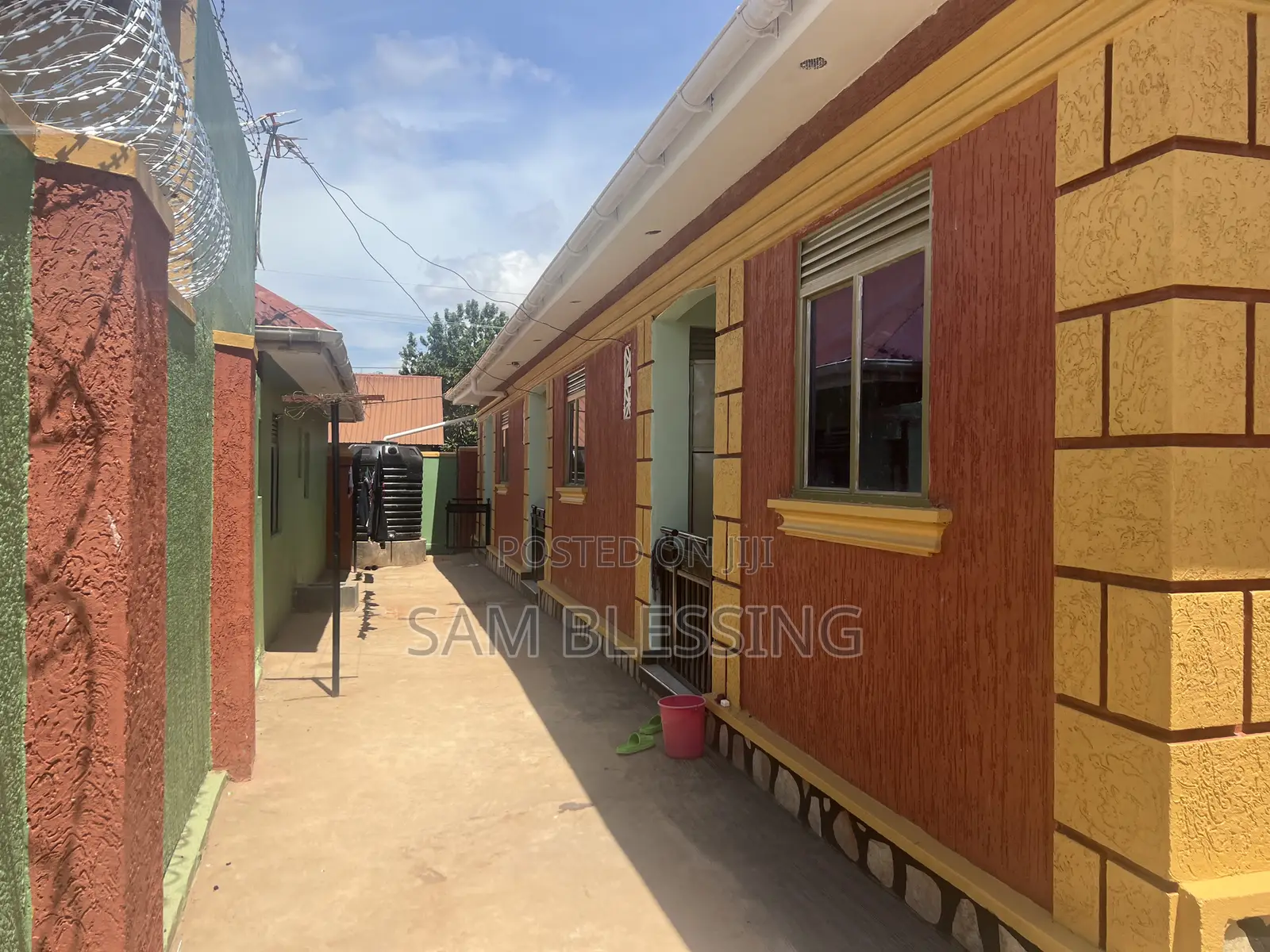 4bdrm Duplex in Nansana, Central Division for sale