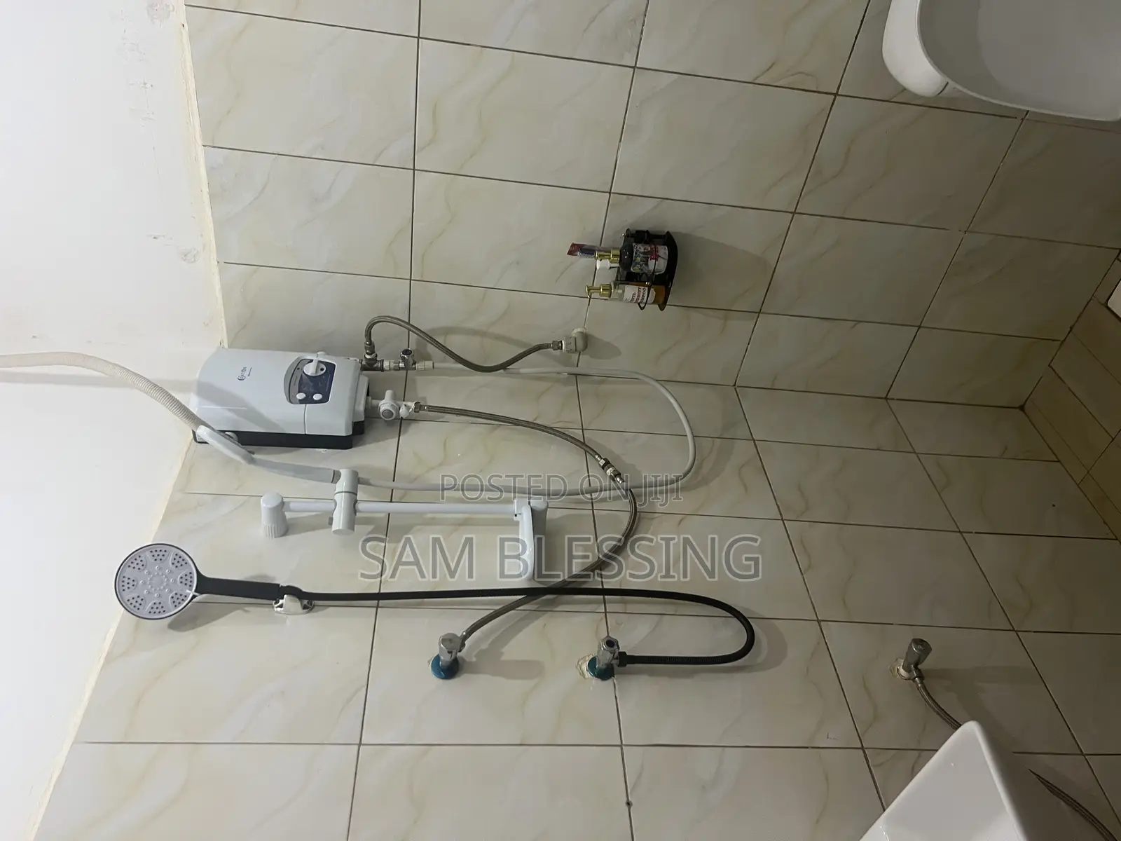 4bdrm Farm House in Nansana, Central Division for sale
