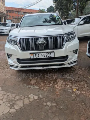 Toyota Land Cruiser Prado 2017 White