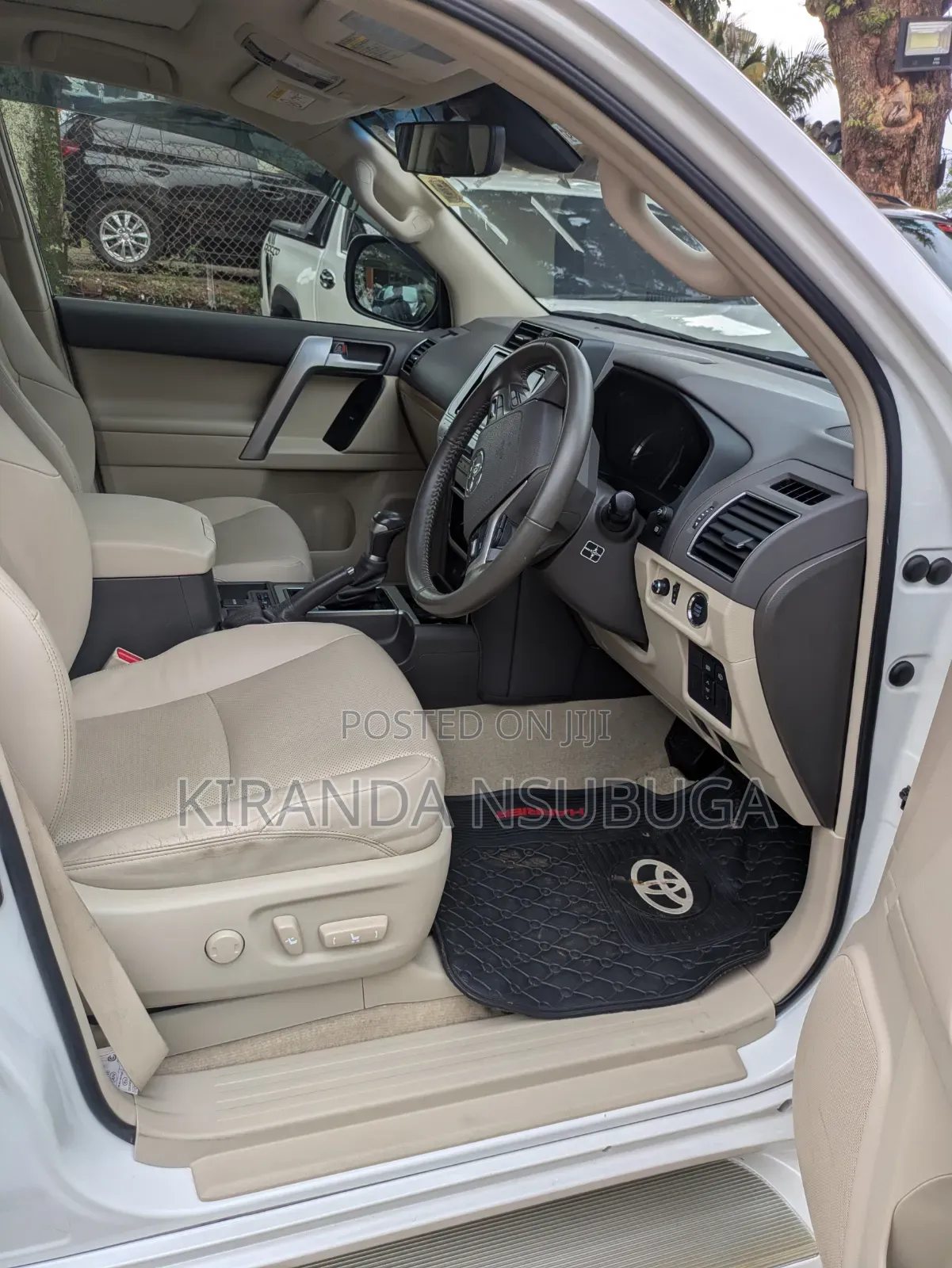 Toyota Land Cruiser Prado 2017 White