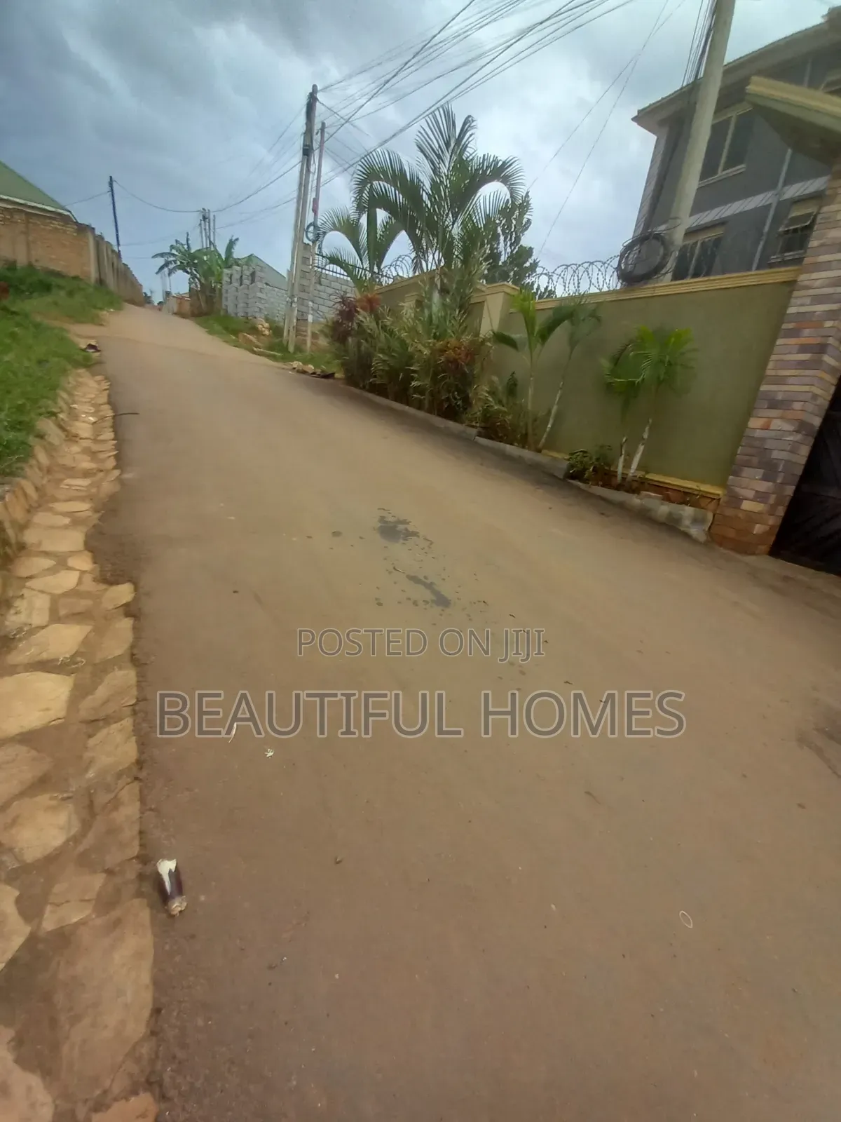 Majestic Half Acre in Kyaliwajjara on Sell