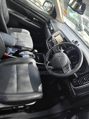Mitsubishi Outlander SE FWD 2017 Beige