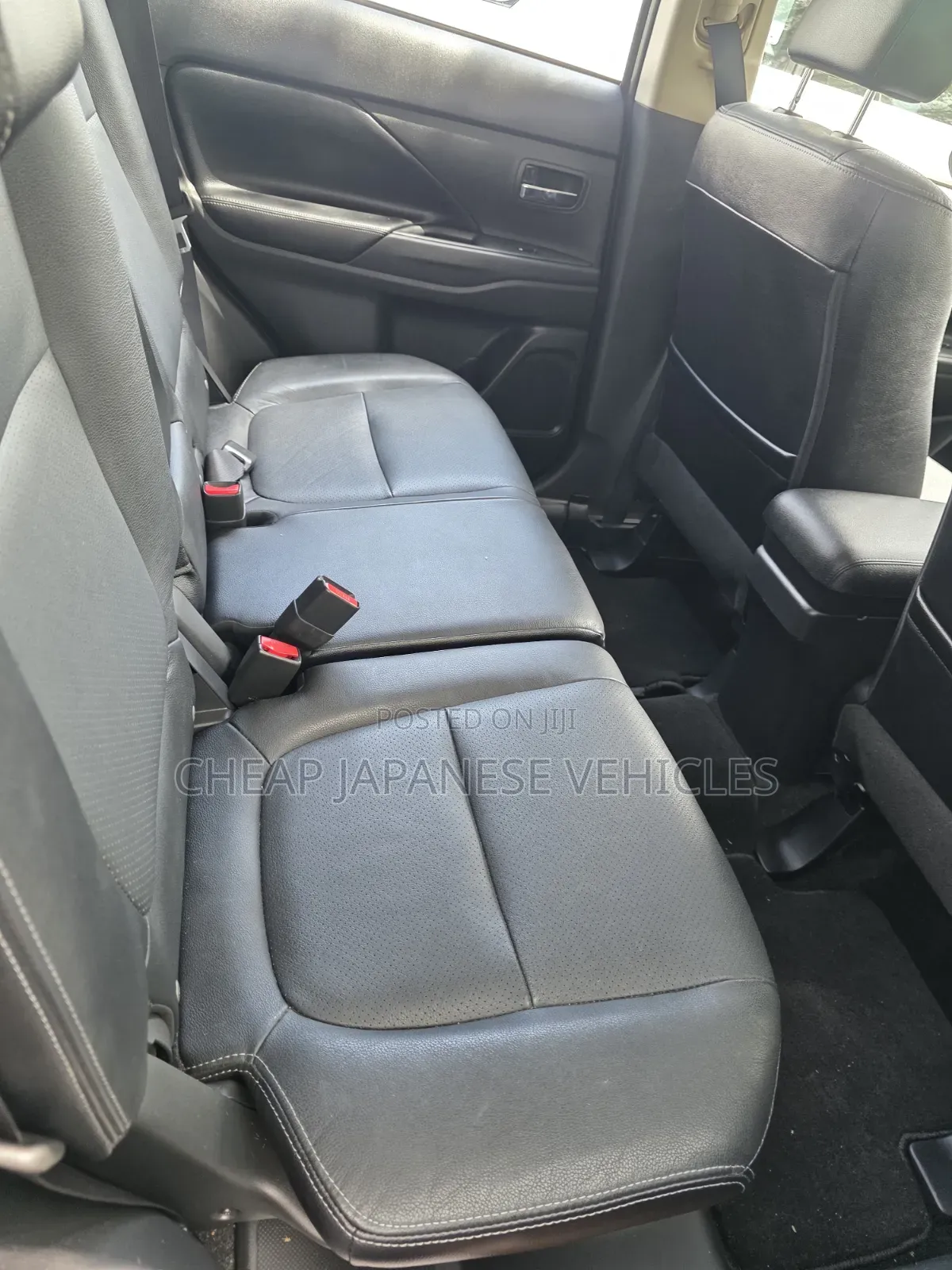 Mitsubishi Outlander SE FWD 2017 Beige