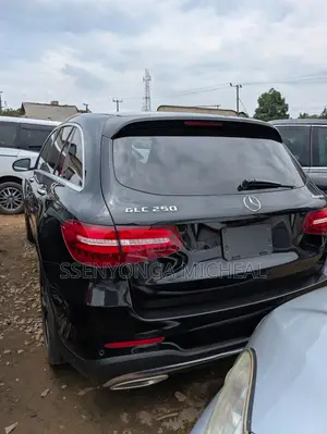 Mercedes-Benz GLC-Class 2017 Black