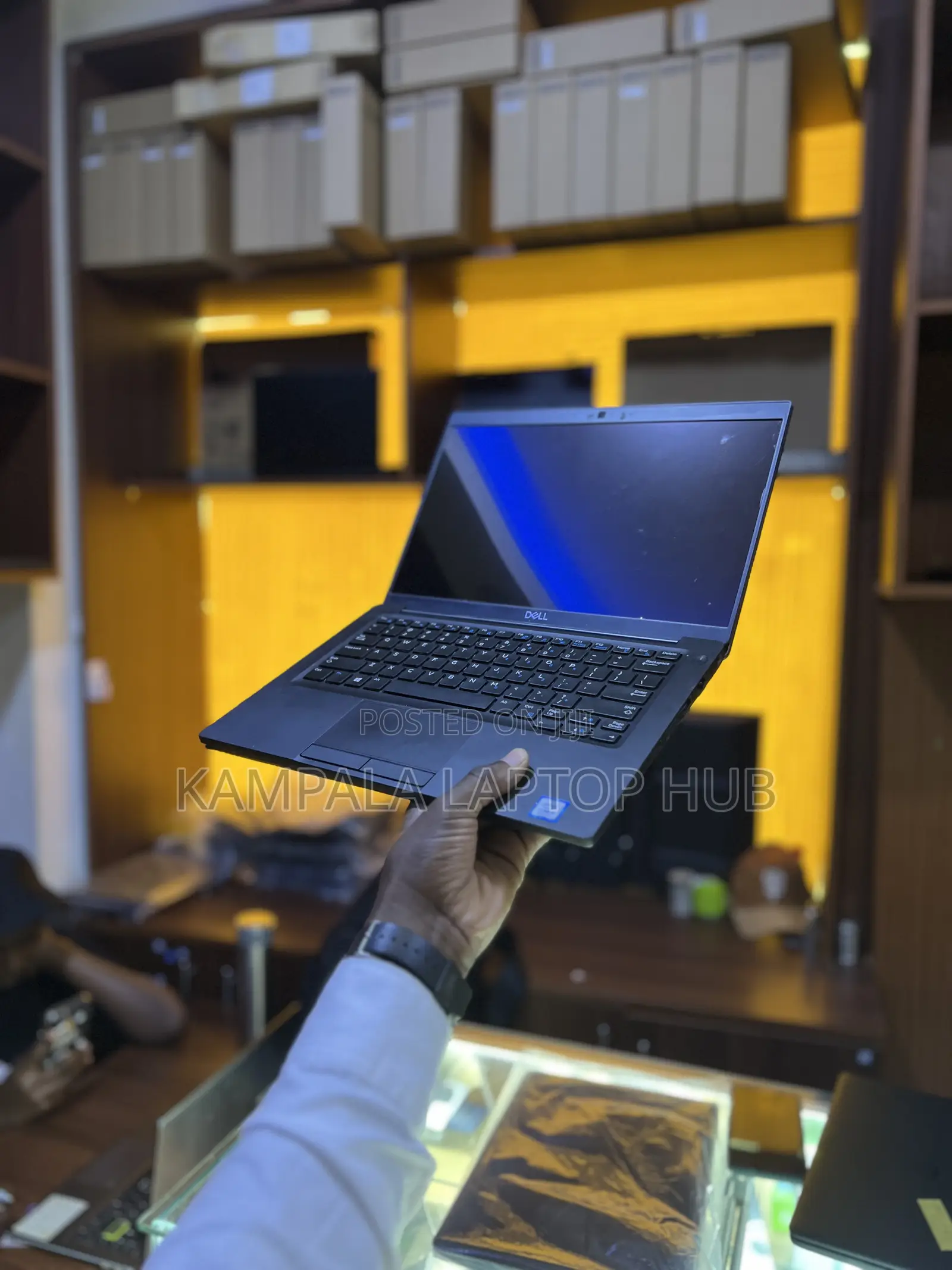 Laptop Dell Latitude 7390 8GB Intel Core i5 SSD 256GB