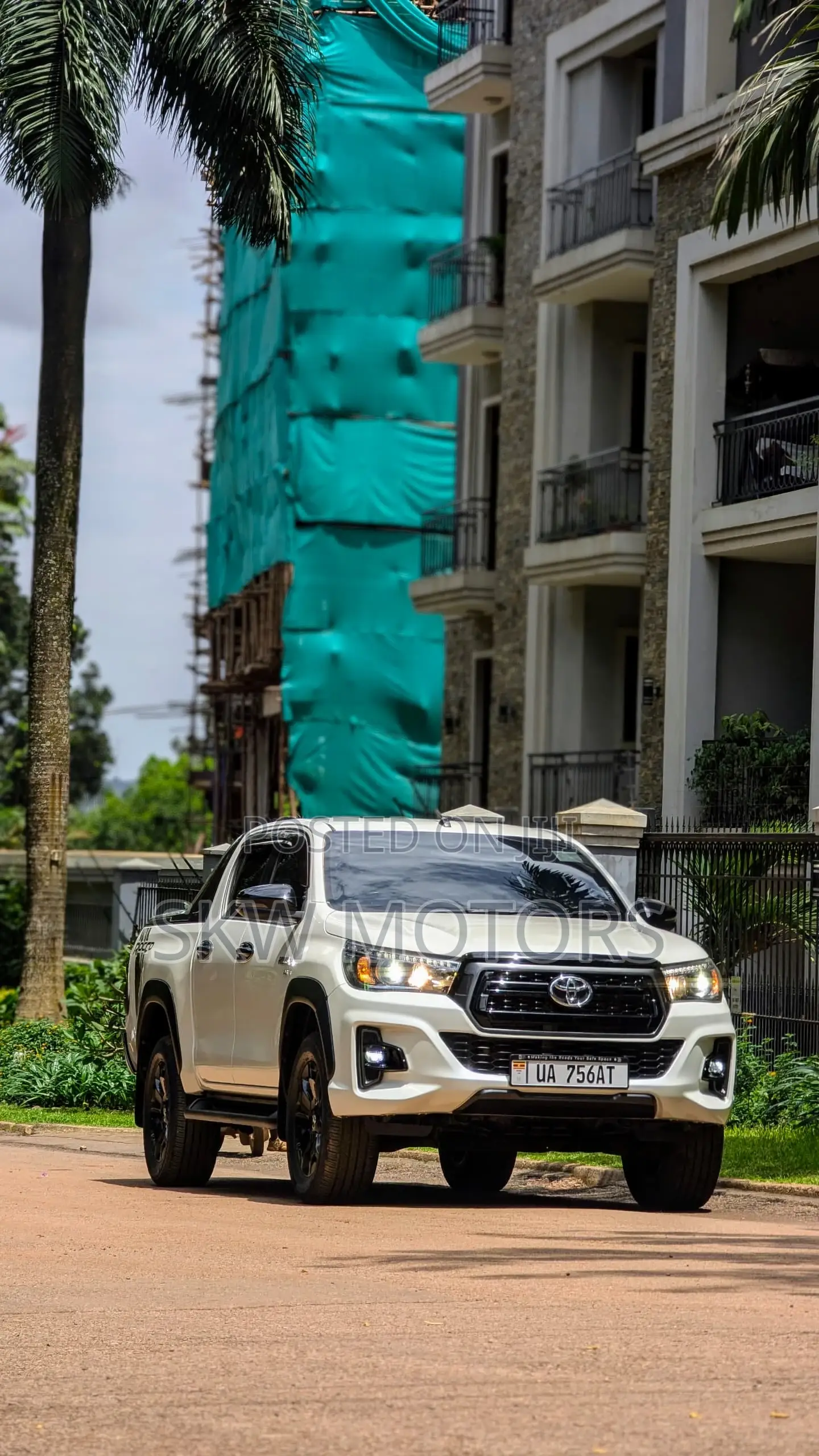 Toyota Hilux 2019 White