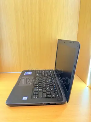Laptop Dell Latitude 13 3380 8GB Intel Core i3 SSHD (Hybrid) 500GB